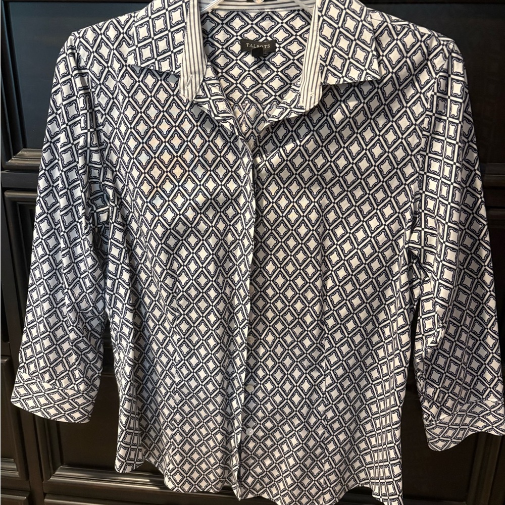 Talbots Navy & White Geometric Button-Down Shirt